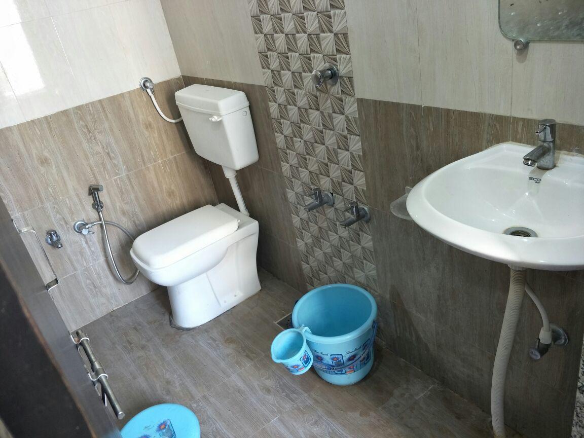 Hotel Gayatri Dwārka Bagian luar foto